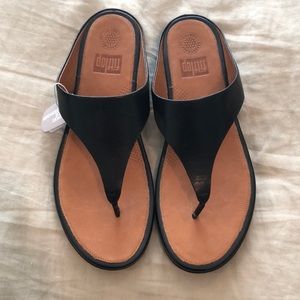 Black Banda FitFlop sandals